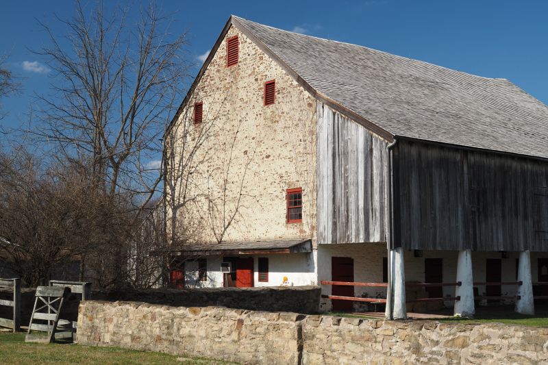 Barn Roofing Service